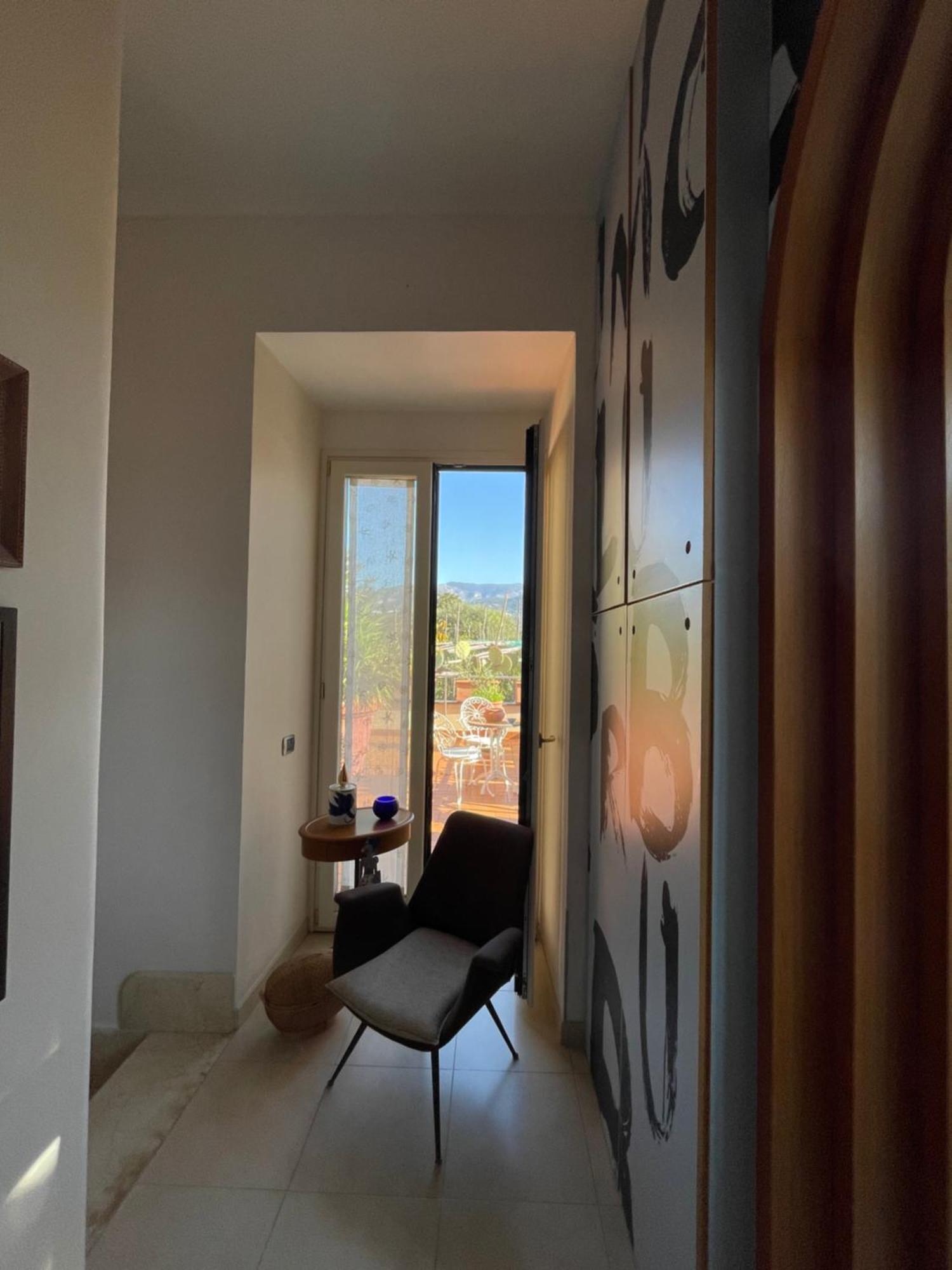 Domus Felix Bed & Breakfast Sorrento Bagian luar foto