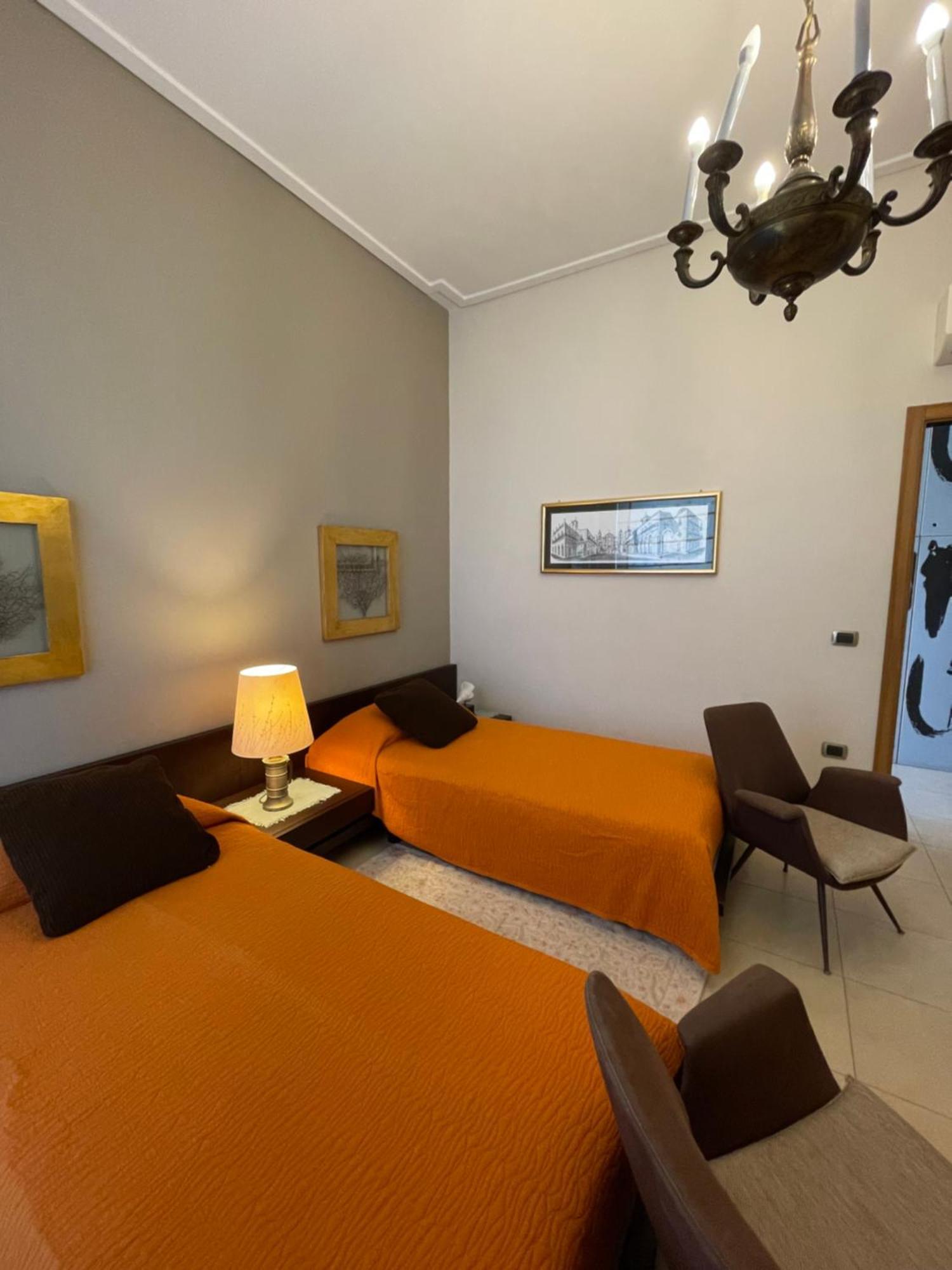 Domus Felix Bed & Breakfast Sorrento Bagian luar foto