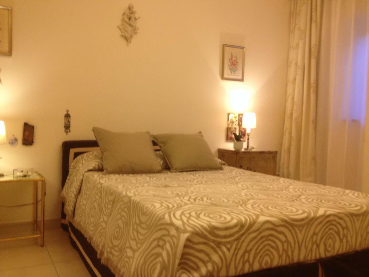 Domus Felix Bed & Breakfast Sorrento Bagian luar foto